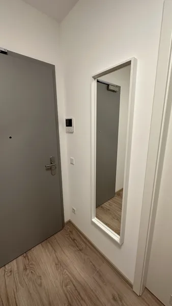 Exklusive, neuwertige 1-Zimmer-Wohnung mit EBK in Berlin — photo 1